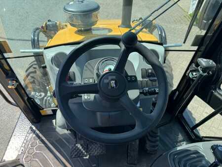 Rigid Backhoe Loader 0 Caterpillar CAT 424 4X4 HAMMER LINE ( UNUSED ) (11)