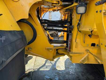 Chargeuse sur pneus 0 Volvo L 220 H ( WITH NEW TYRES ) (12)
