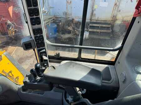 Chargeuse sur pneus 0 Volvo L 220 H ( WITH NEW TYRES ) (19)