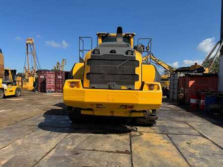 Chargeuse sur pneus 0 Volvo L 220 H ( WITH NEW TYRES ) (4)