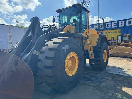 Chargeuse sur pneus 0 Volvo L 220 H ( WITH NEW TYRES ) (9)
