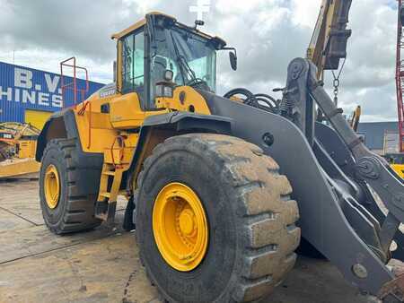 Chargeuse sur pneus 0 Volvo L 220 H (10)
