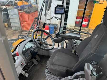 Chargeuse sur pneus 0 Volvo L 220 H (17)