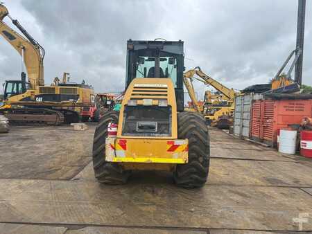 Caterpillar CAT CP 533 E