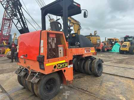 Dynapac CP 142