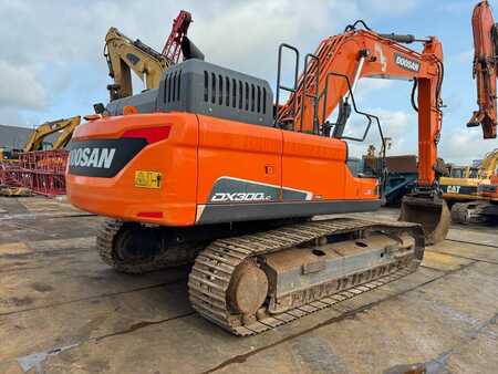 Koparki gąsienicowe 0 Doosan DX 300 LC-5 (5)