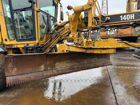 Livellatrici 0 Caterpillar 140 H (14)