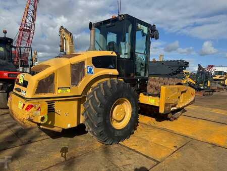 Single drum compactors 0 Caterpillar CP 76 (5)