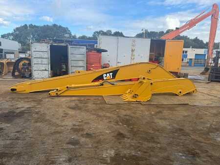 Annet 0 Caterpillar 320FL LONG REACH BOOM 15M (1)