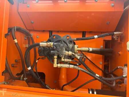 Ostatní 0 Doosan DX 300 LC ( 4.690 original hours 18M long reach ) (17)