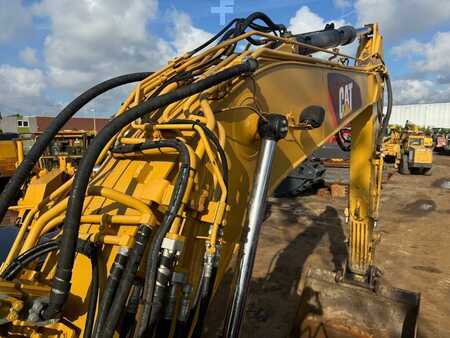 Beltegraver 0 Caterpillar 320 EL RR (18)