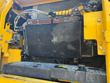 Rupsgraafmachines 0 Komatsu HB 365 LC-3 Hybrid (14)