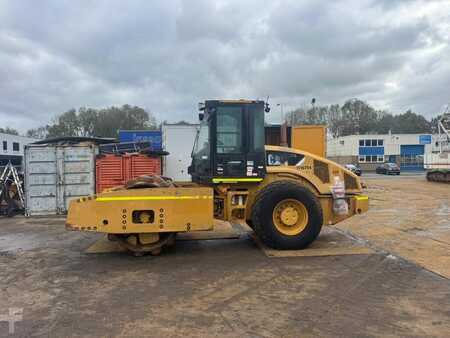 Single drum compactors 0 Caterpillar CP 76 (1)