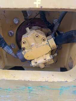 Single drum compactors 0 Caterpillar CP 76 (10)