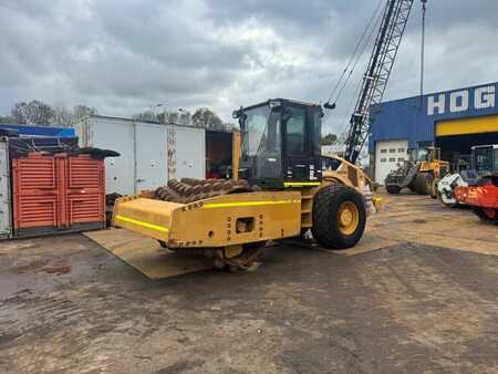 Single drum compactors 0 Caterpillar CP 76 (4)