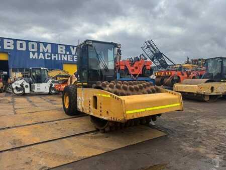Single drum compactors 0 Caterpillar CP 76 (7)