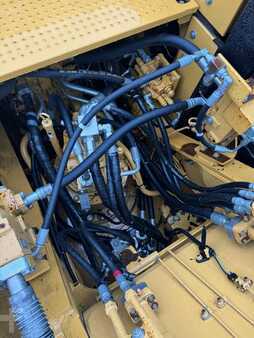 Hydraulic Excavators 0 Caterpillar 324 EL (9)