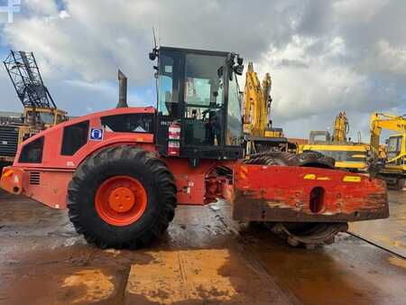 Bandenwalsen 0 Caterpillar CP 74 (6)