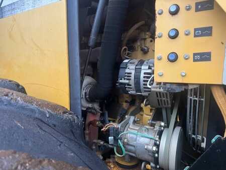 Enkelt tromlekomprimator 0 Caterpillar CP 533 E (14)