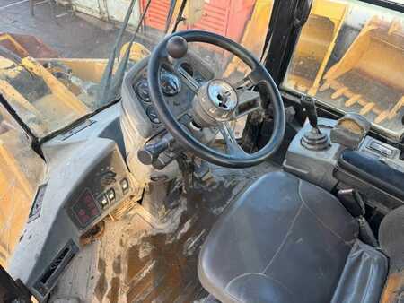 Chargeuse sur pneus 0 Caterpillar 938 G (13)