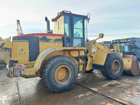 Chargeuse sur pneus 0 Caterpillar 938 G (6)