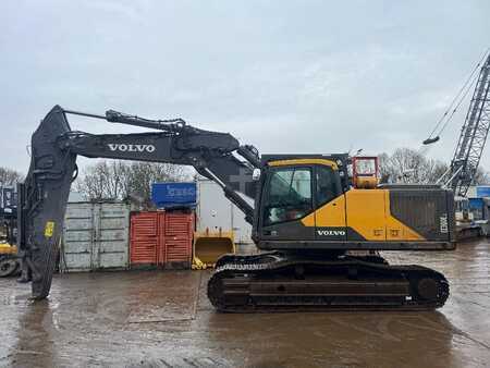 Pelles sur chenilles 0 Volvo EC 300 EL (1)