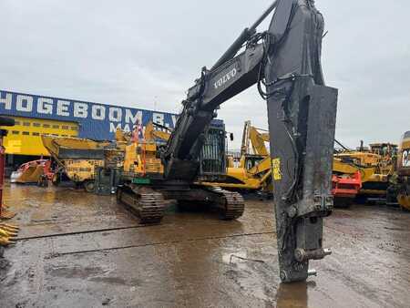 Pelles sur chenilles 0 Volvo EC 300 EL (5)