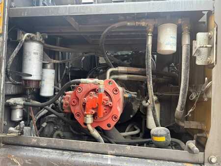 Pelles sur chenilles 0 Volvo EC 300 EL leica prepaired (14)