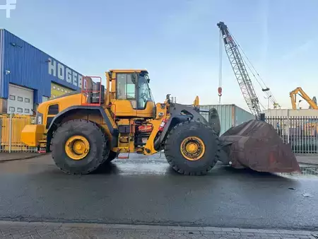Pale Gommate 0 Volvo L 260 H ( NEW TYRES ) (4)