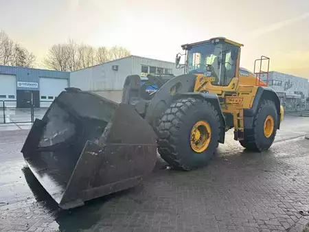 Pale Gommate 0 Volvo L 260 H ( NEW TYRES ) (8)
