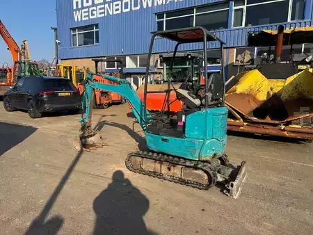 Minibagry 0 Komatsu PC 16 R-3HS (3)