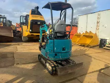 Mini pelle 0 Hitachi ZX 17 U (2)