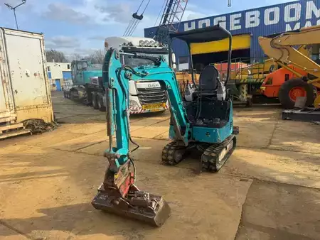 Mini pelle 0 Hitachi ZX 17 U (2)