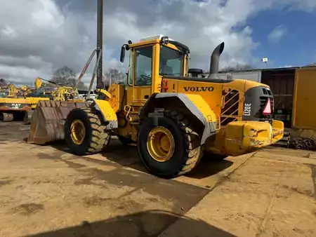 Hjullastare 0 Volvo L 120 E (3)