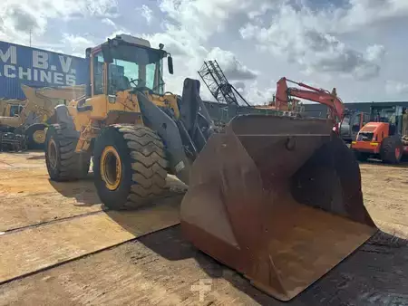 Hjullastare 0 Volvo L 120 E (7)