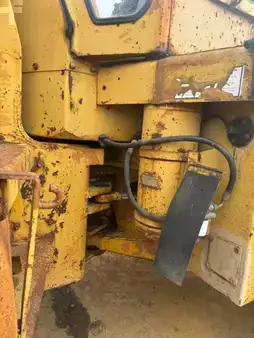 Carregadeira de rodas 0 Caterpillar 966 C (9)