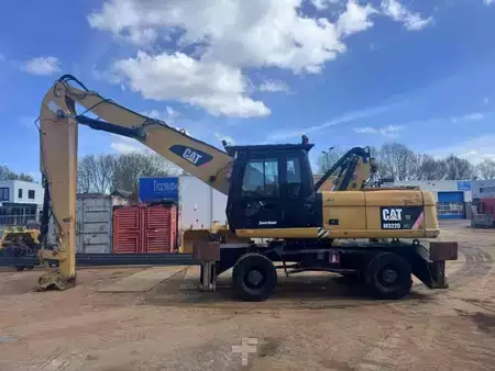 Pelle de manutention 0 Caterpillar M 322 D MH (1)