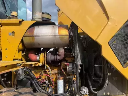 Kolové nakladače 0 Caterpillar 938 G II (14)