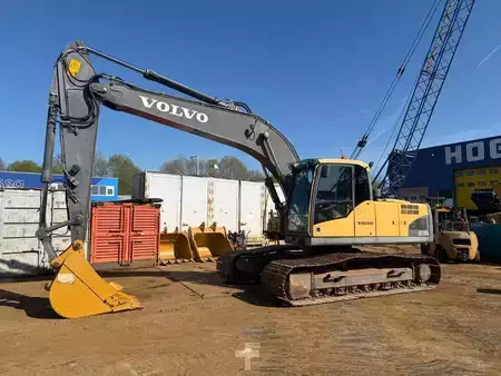 Escavatori cingolati 0 Volvo EC 210 C L (2)