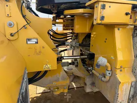 Hjullaster 0 Caterpillar 972M (8)