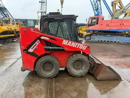 Mini-carregadeira 0 Manitou 1350 R (5)