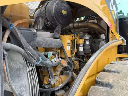 Landfill compactors  0 Caterpillar CS78B TRIMBLE GPS INCL (10)