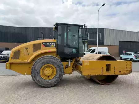 Landfill compactors  0 Caterpillar CS78B TRIMBLE GPS INCL (5)