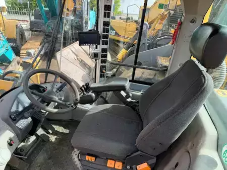 Kolové nakladače 0 Volvo L120H (13)