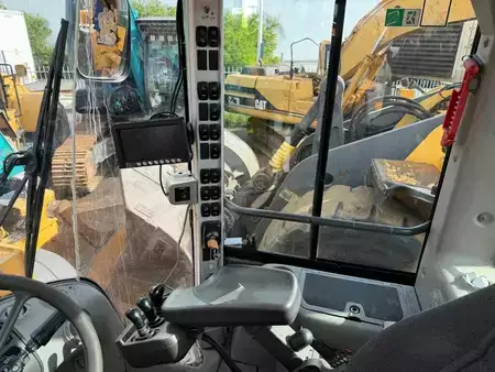 Kolové nakladače 0 Volvo L120H (15)