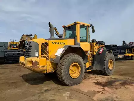 Pyöräkuormaajat 0 Volvo L 120 E (5)