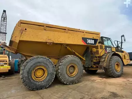 Knikdumpers 0 Caterpillar 740 B (5)