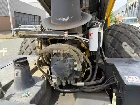 Enkelt tromlekomprimator 0 BOMAG BW 213 D H-4 (14)