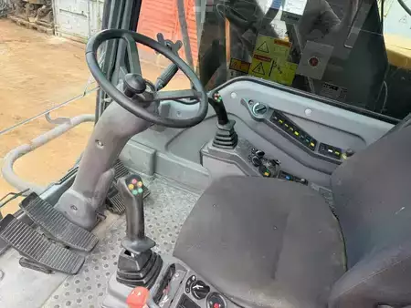 Escavatori gommati 0 Volvo EW 160 B (14)