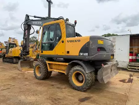 Escavatori gommati 0 Volvo EW 160 B (3)